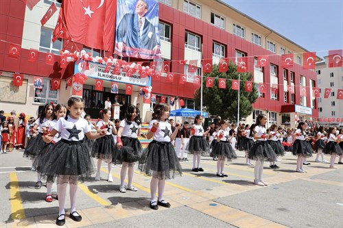 MADO Kadriye Kanbur İlkokulu 23 Nisan Ulusal Egemenlik Ve Çocuk Bayramı Etkinlikleri